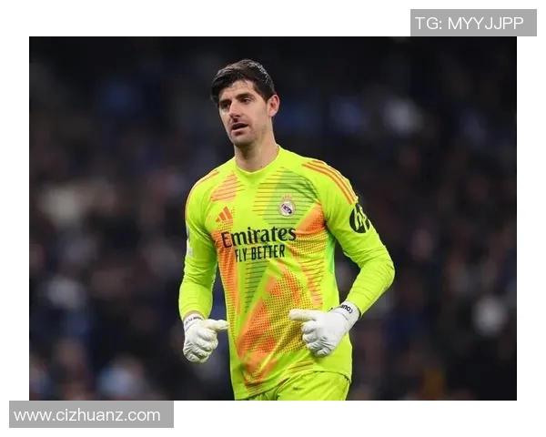 库尔图瓦的辉煌之路:从青涩小将到世界顶级门将的传奇历程